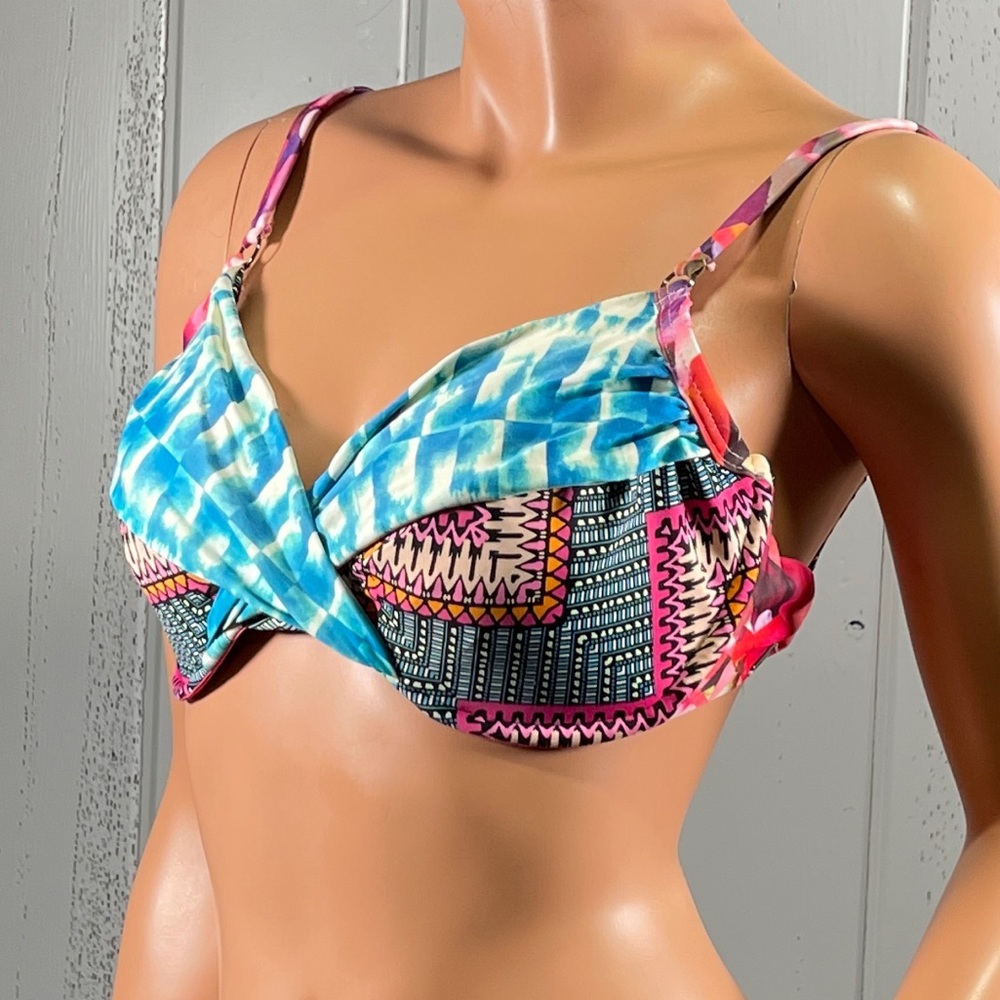 *Swim Systems Women’s Colorful Crossroads Bikini Top Sz 36D